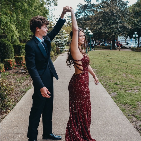 Meet your Posher, Sheila - Picture 4 of 8